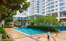 Putra 1 Pool Homestay Bandar Seri Putra